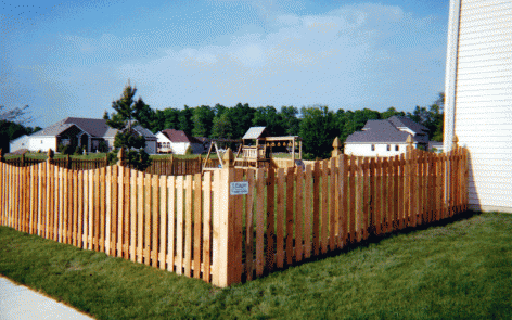 Concave space picket fence