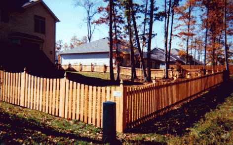 Concave space picket fence