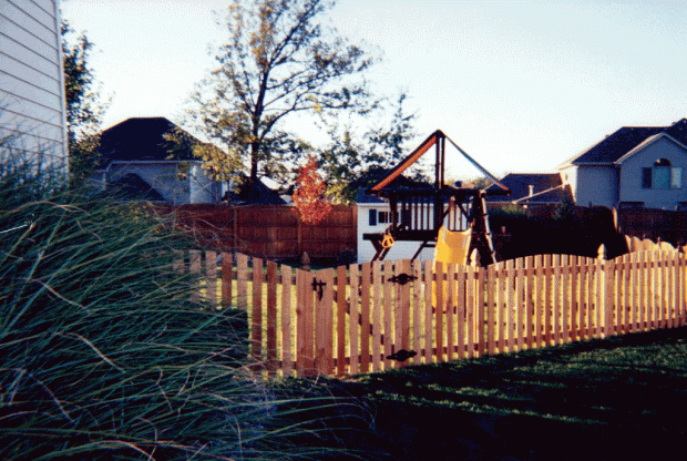 Convex space picket fence