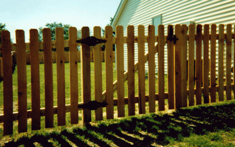 Dog ear space picket fence