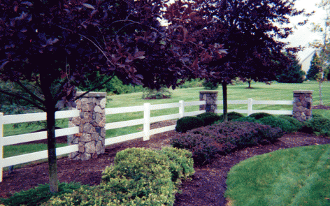 Vinyl 3-rail fence