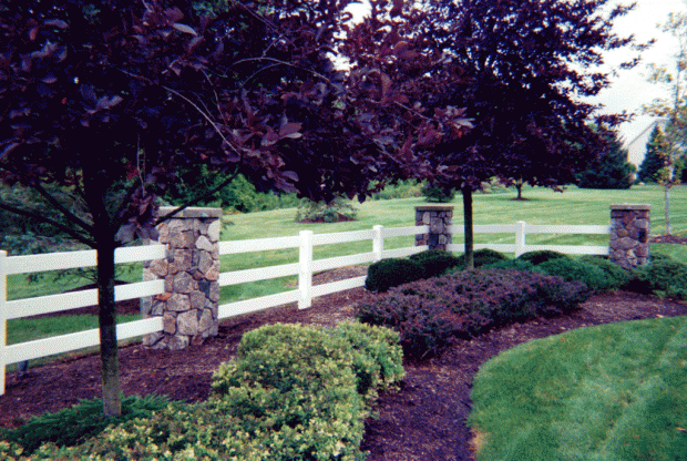 Vinyl 3-rail fence